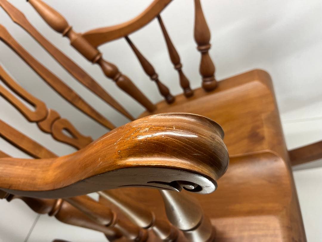 希少 木製 ロッキングチェアー 彫刻入 揺り椅子 ウッドチェア アームチェア