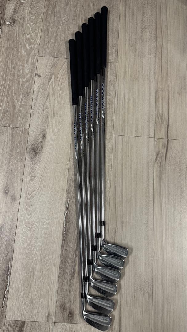 【美品】タイトリスト T150 アイアン 6本 プロジェクトX LZ5.5