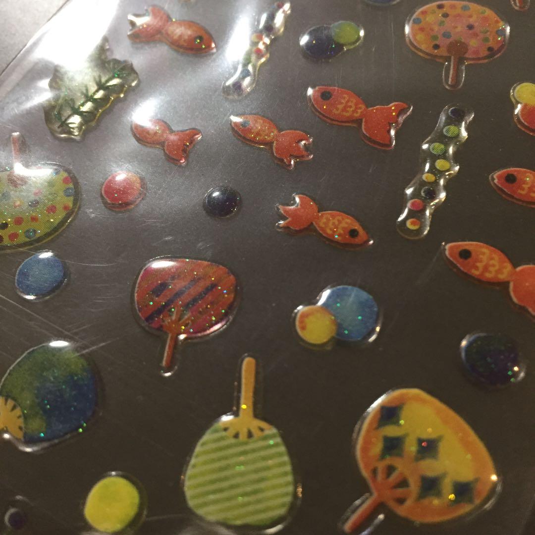 【同梱で無料☆】うちわと金魚、透明シール☆新品未使用