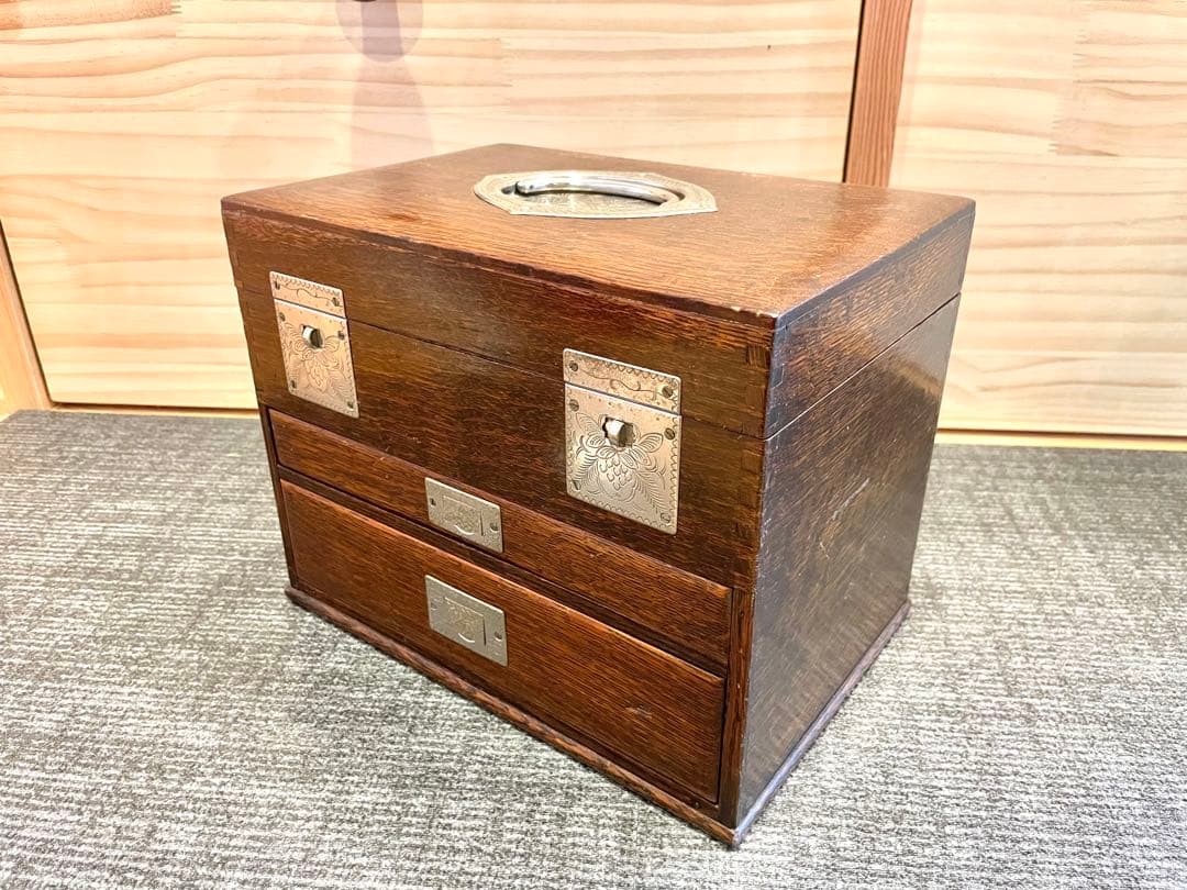 木製　薬籠　 和製　アンティーク　楢　薬箱　レトロ　古民具　引き出し　木箱