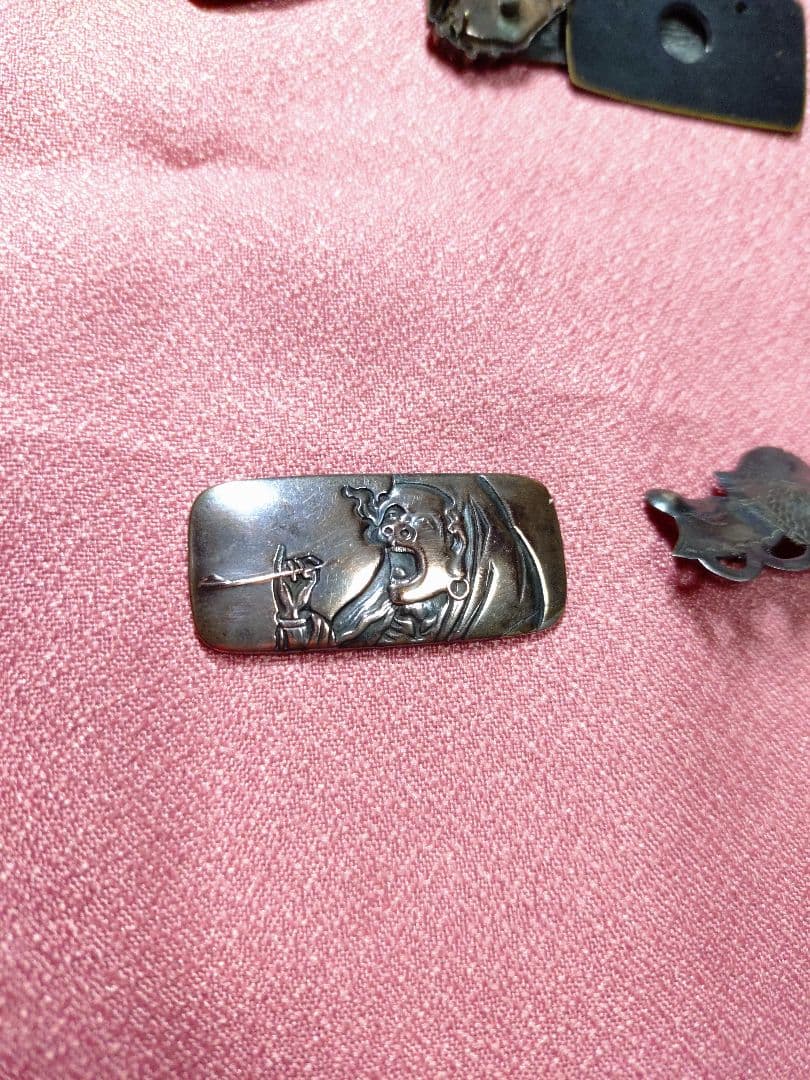 金属工芸　達磨　鯛　銀製　四分一銀　銅製 彫刻 アンティーク 工芸品