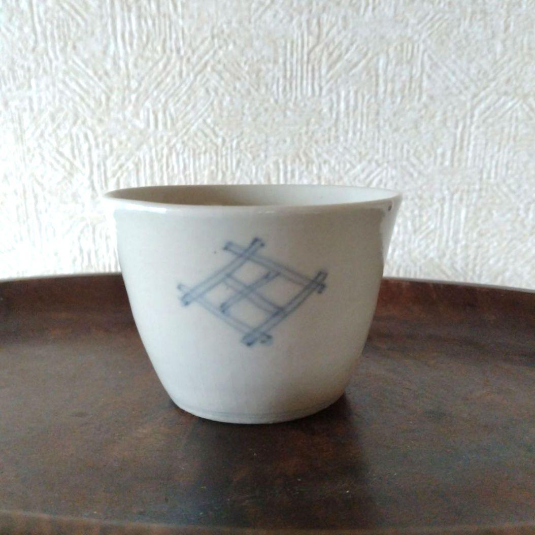 古伊万里白磁染付格子井桁文蕎麦猪口底上江戸時代