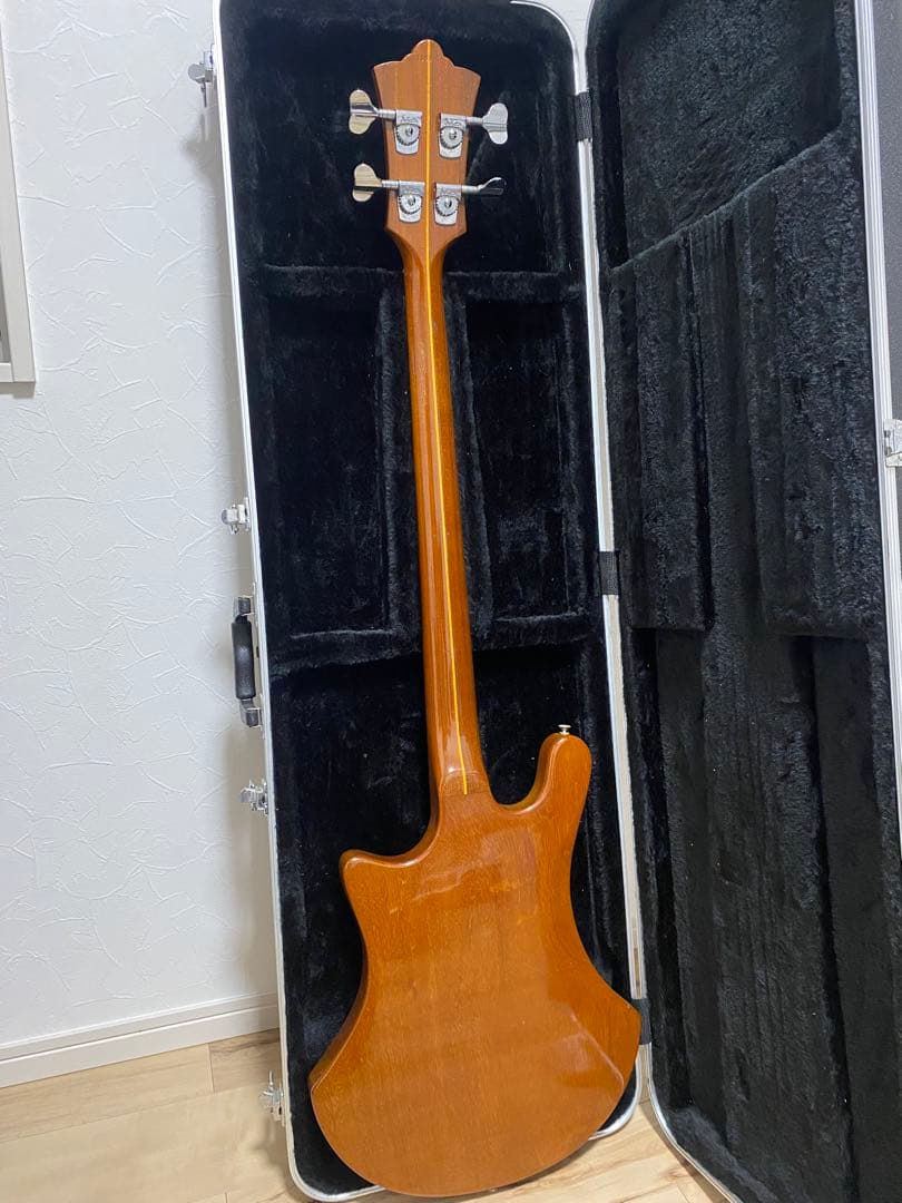 【希少・1978年製】Guild B-302 / ヴィンテージ・ベース美品