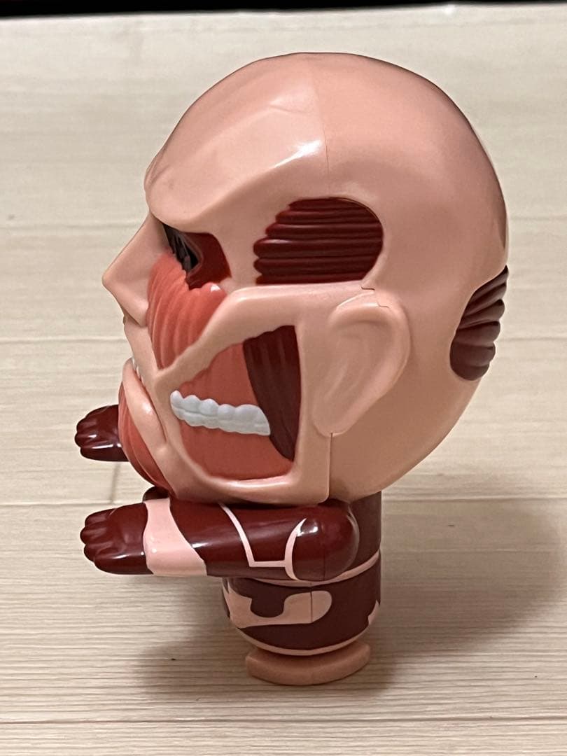 レア！　タカラトミー　進撃の巨人　超大型巨人危機一髪　黒ひげ