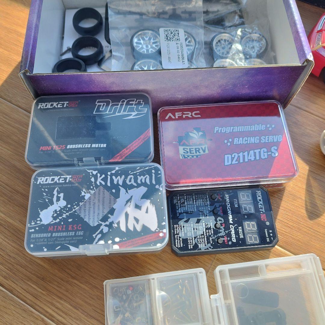 蚊車ラジコンACXWAとTGRACING2台セット