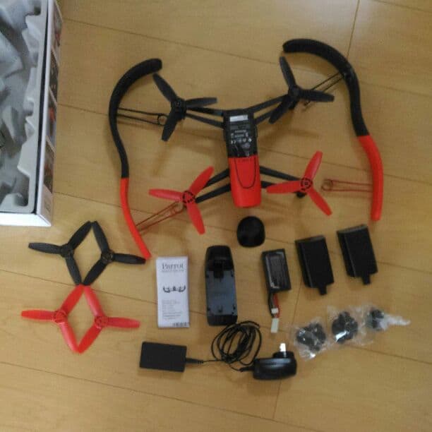 Parrot Bebop Drone 1400万画素魚眼 8GB　レッド