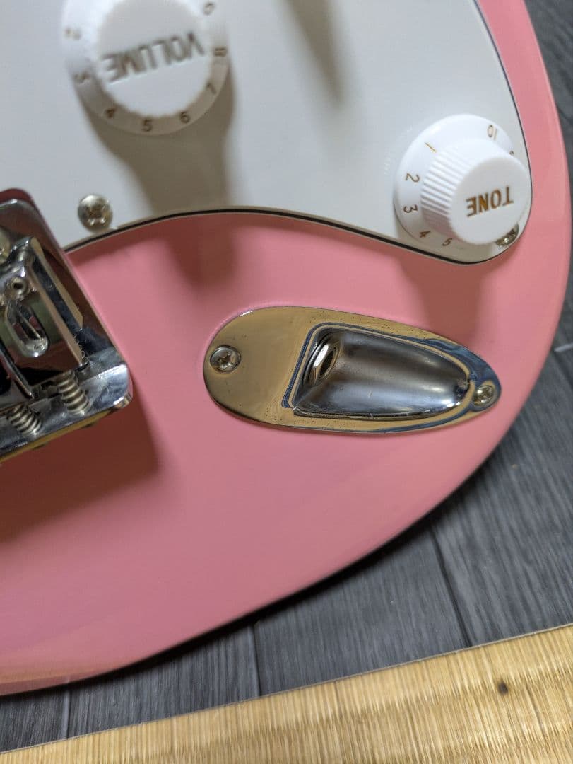 プレイテック　ピンク エレキギター ストラト　ジュニアサイズ　ST025