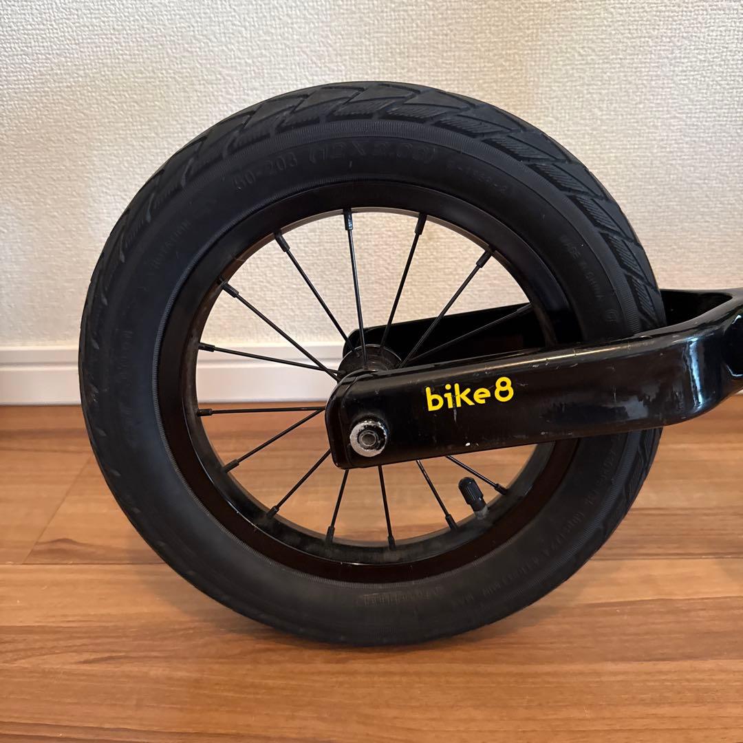 【競技用バランスバイク、日本未入荷】bike8 黒/銀モデル