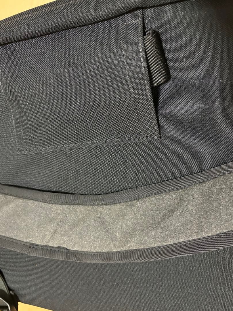 MOUNTAINSMITH MESSENGER II ブラック