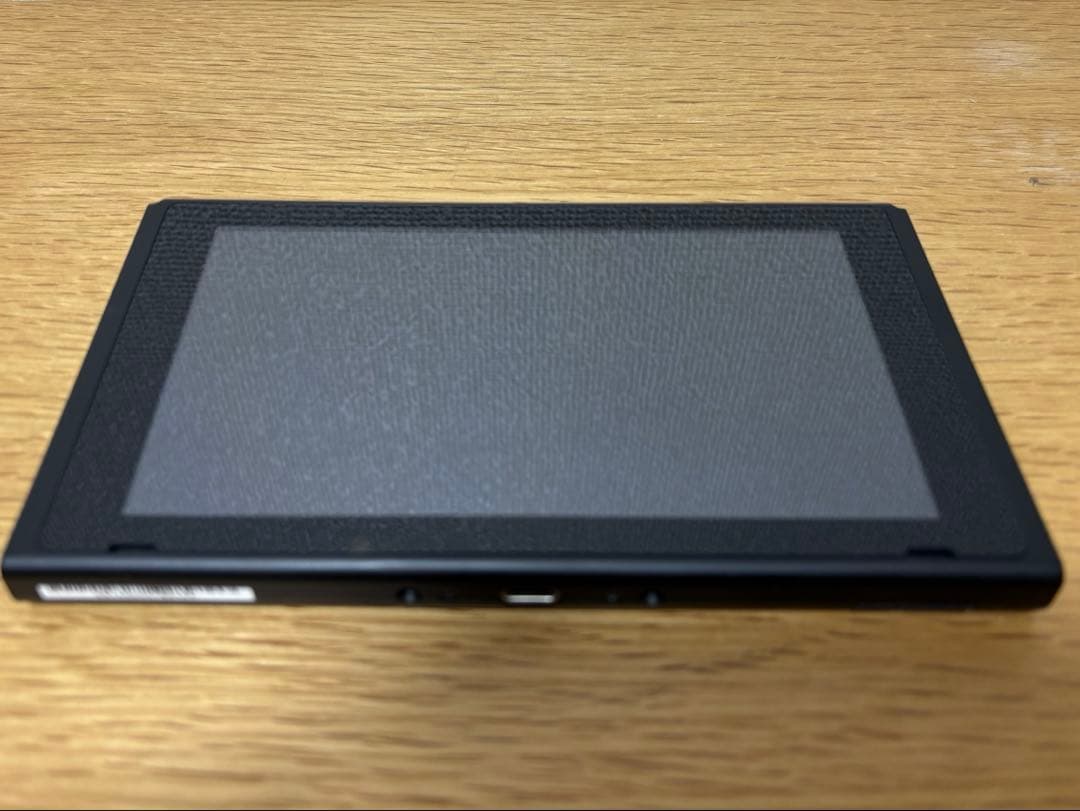 Nintendo Switch 本体【Joy-con無し】