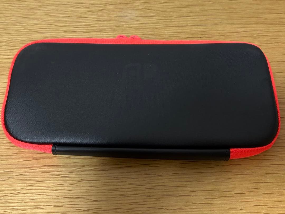 Nintendo Switch 本体【Joy-con無し】