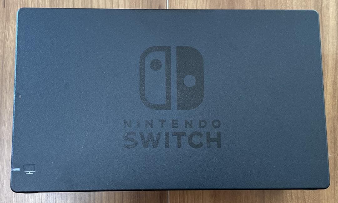 ニンテンドースイッチ 箱有り 画面傷有り