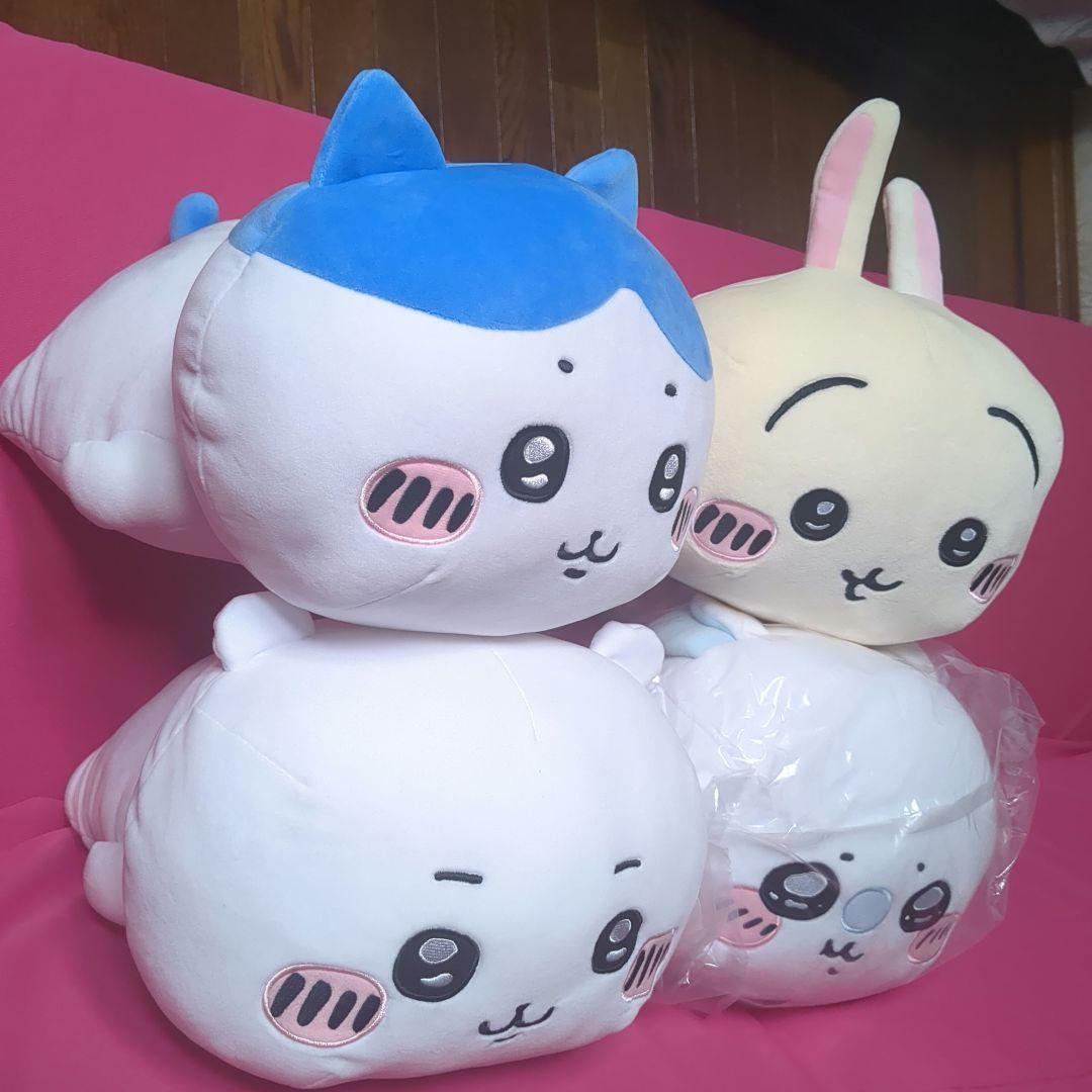 【新品】だららんBIGぬいぐるみ　ちいかわ ハチワレ うさぎ モモンガ　4体