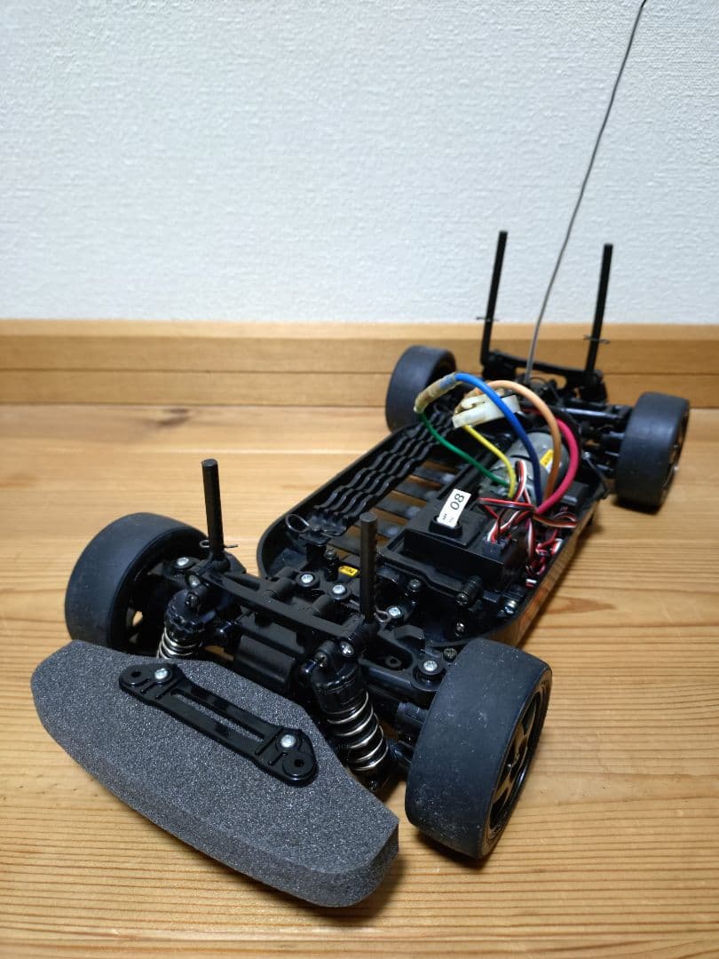 Q*様 タミヤ　TT01　シャーシ　カルソニック　スカイライン　ボディ　送信機