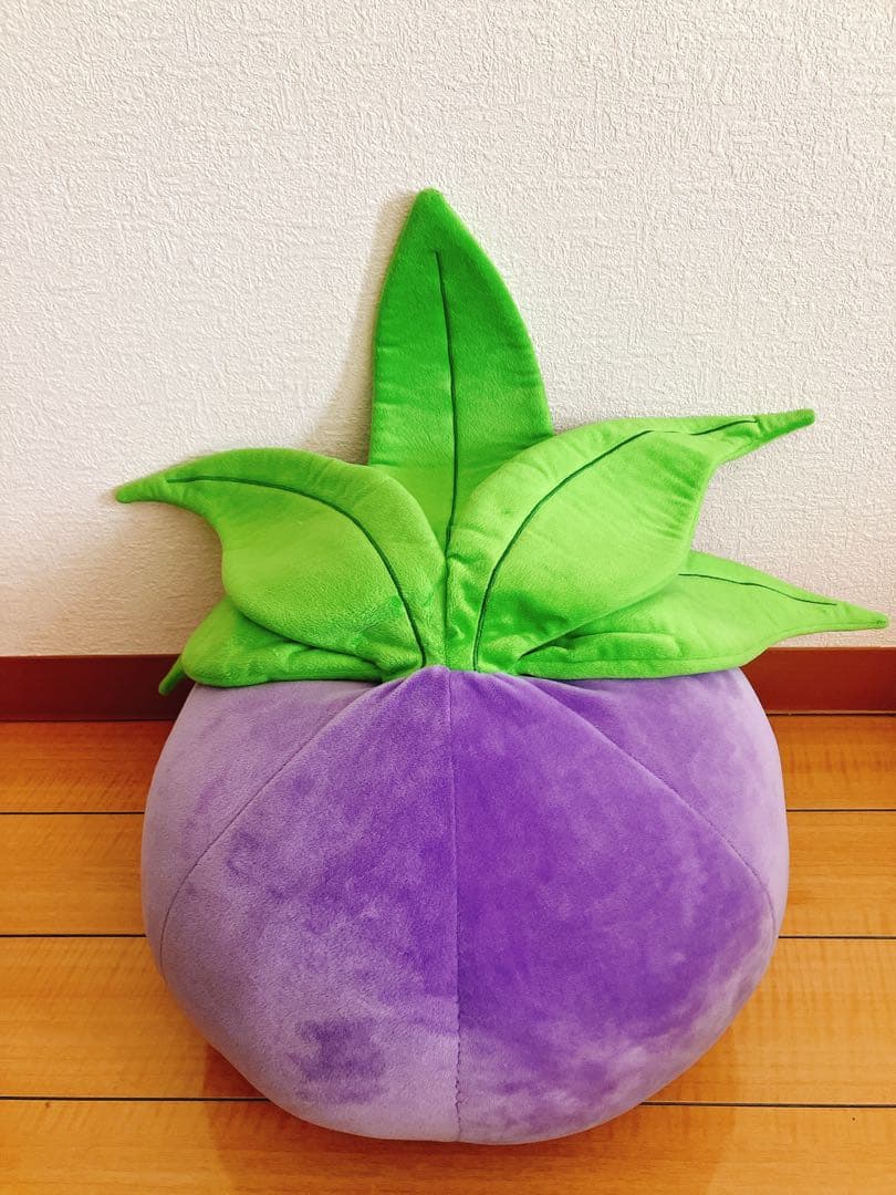 ナゾノクサ　もっちりまんまるクッション