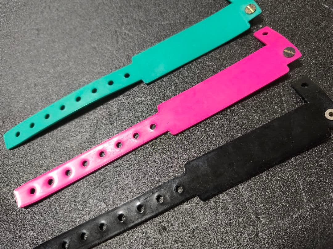 uverworld ウーバーワールド グローブ、マネークリップ、ラバーブレス