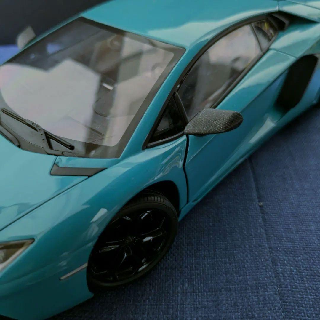 Lamborghini　Aventador　AUTOart 1/18 lp700