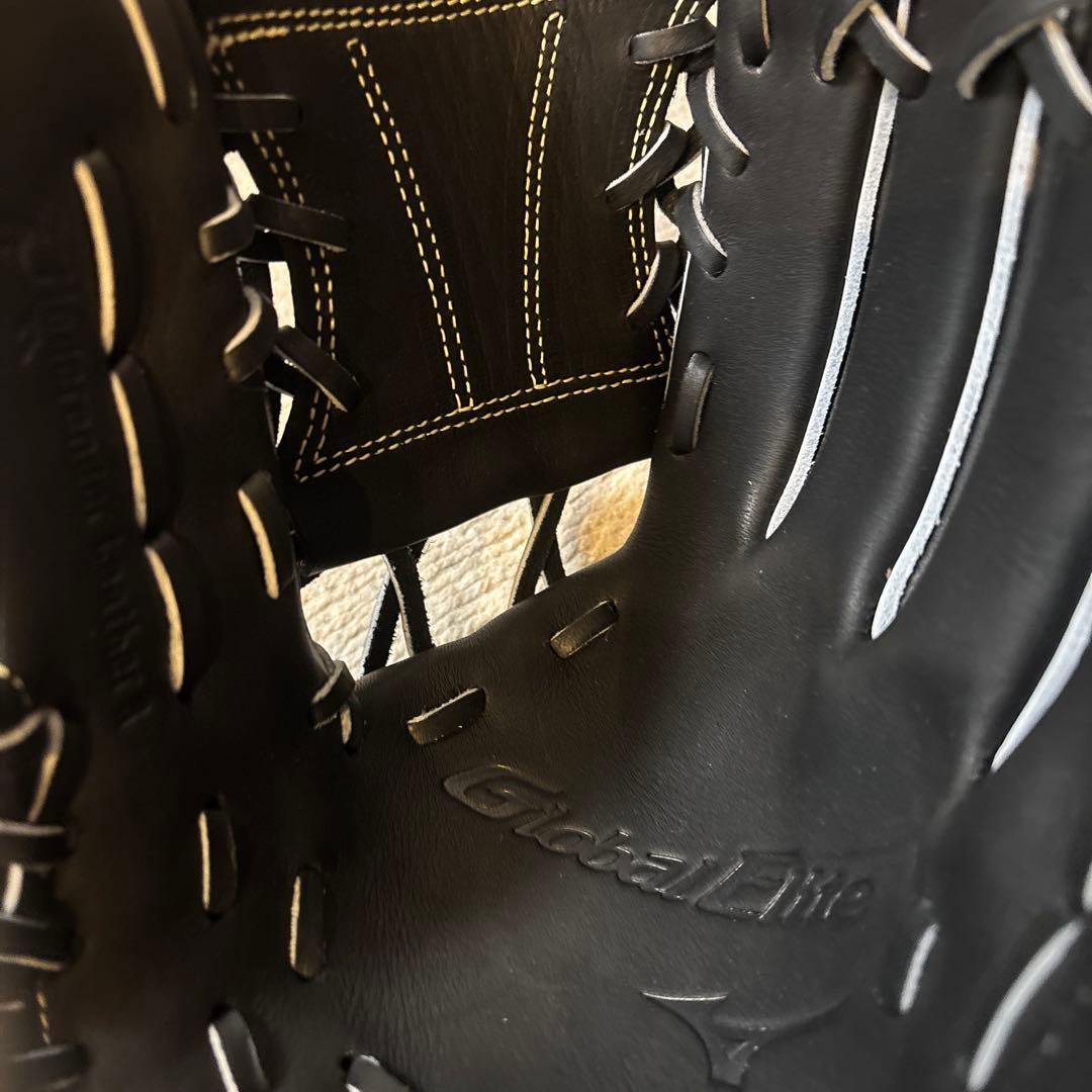 【新品未使用】Mizuno 軟式グローブ 黒 袋付き　少年野球　右手用