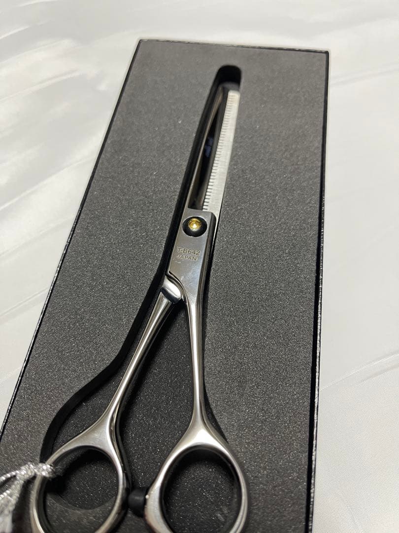菊王冠　BOB T-B642 トリミングシザー　セニング（スキバサミ）