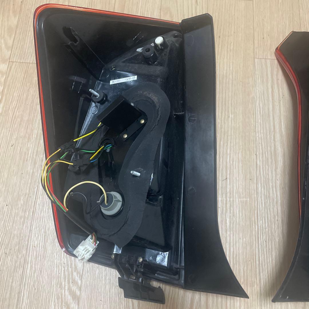 30プリウス Dazz Fellows テールランプ