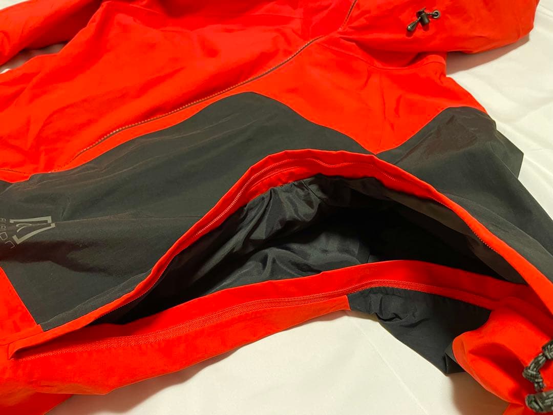 【美品】 バートン ak GORE-TEX 2L BOOM JACKET M