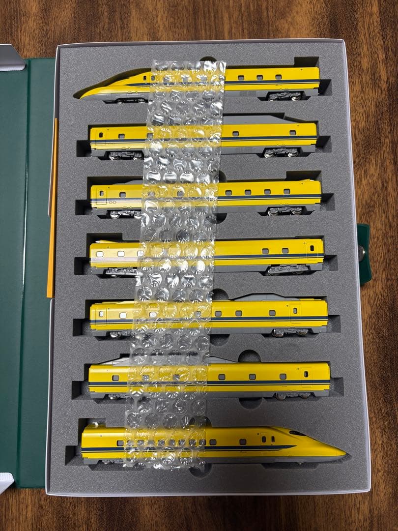 KATO 923形3000番台〈ドクターイエロー〉