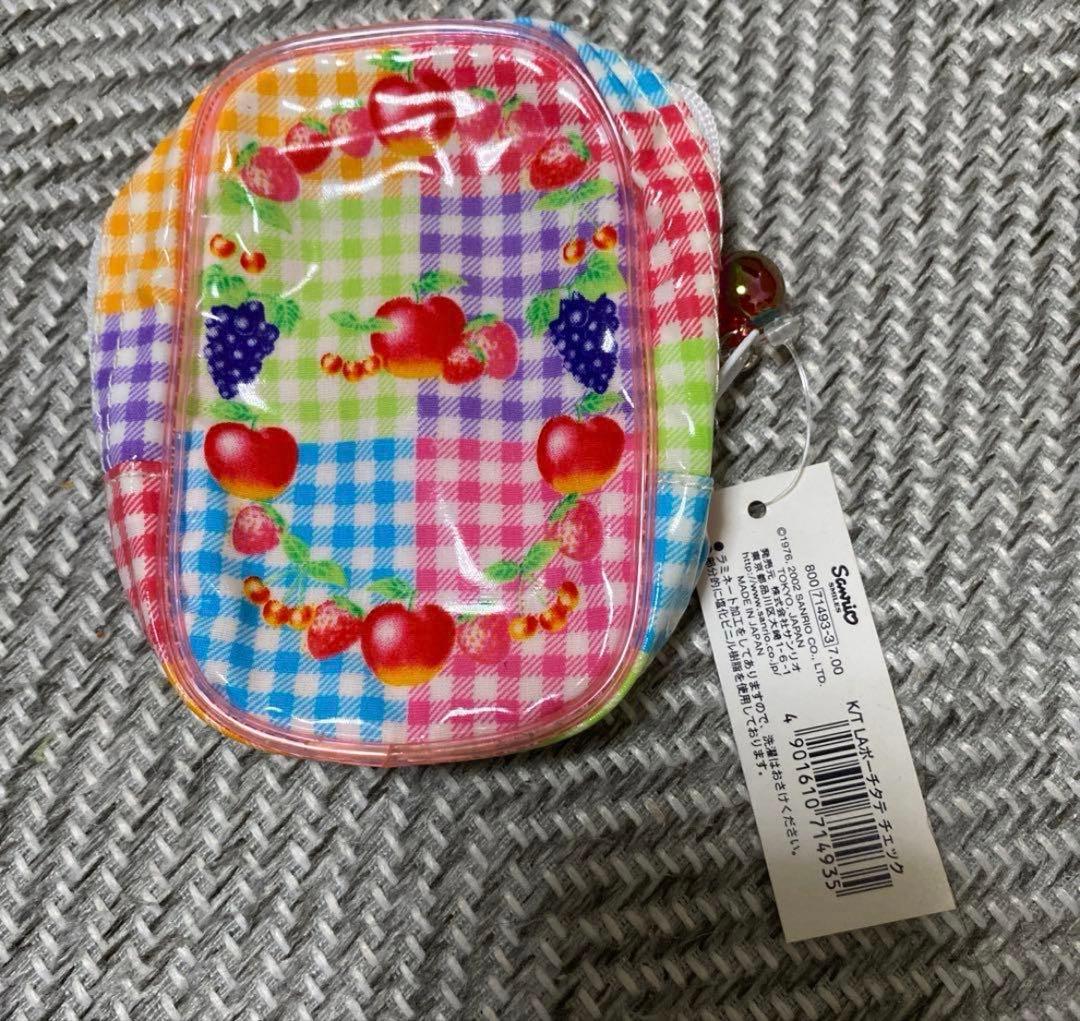 ハローキティ⭐︎フルーツ・チェック⭐︎ポーチ⭐︎タグ付き美品