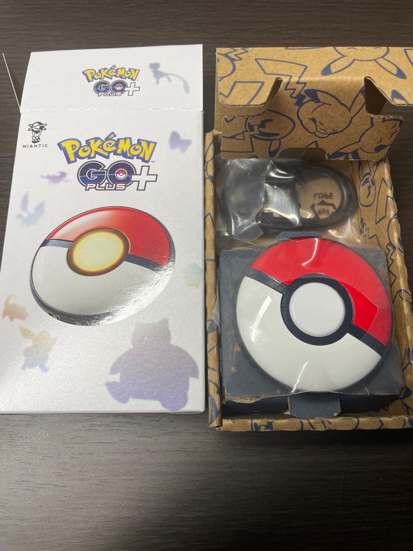 Pokemon GO Plus + ポケモンGOプラス　プラス