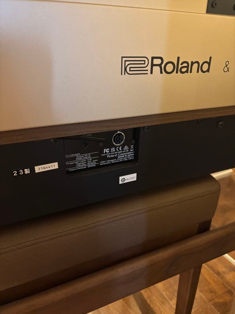 【 Roland × カリモク家具 】 KIYOLA ウォールナット　電子ピアノ