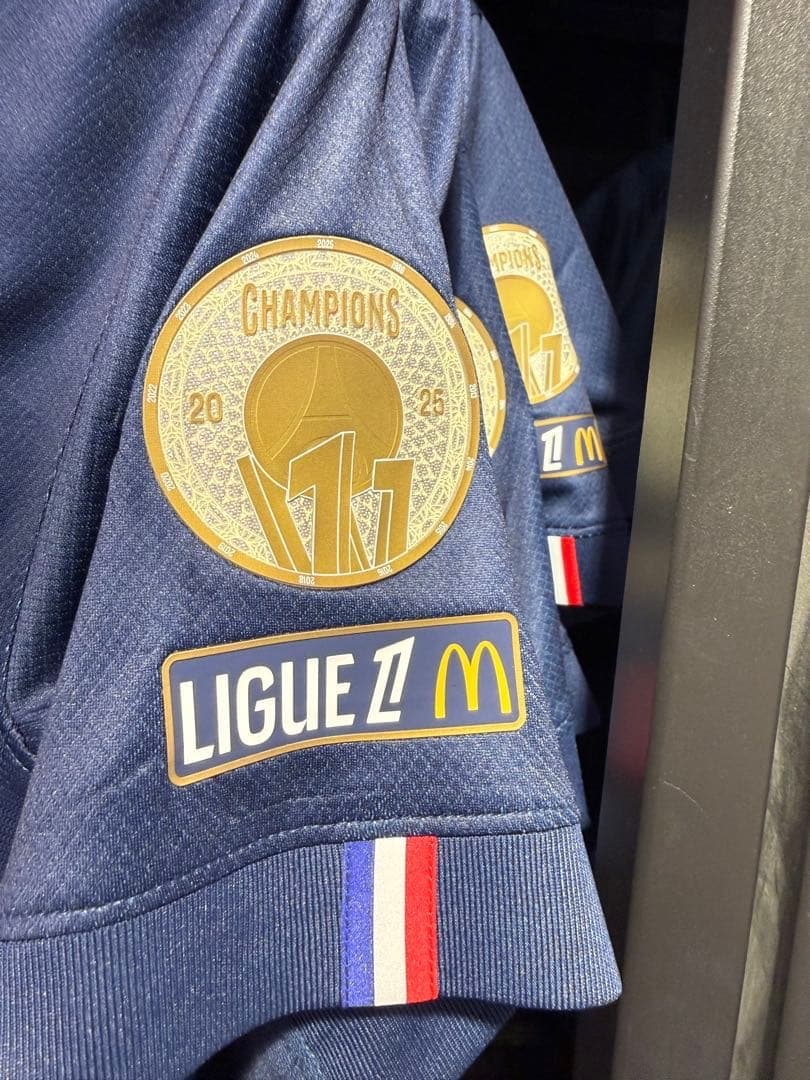 日本未対応フルマーキング パリ公式ストア2店舗限定　クヴァラツヘリア リーグ1