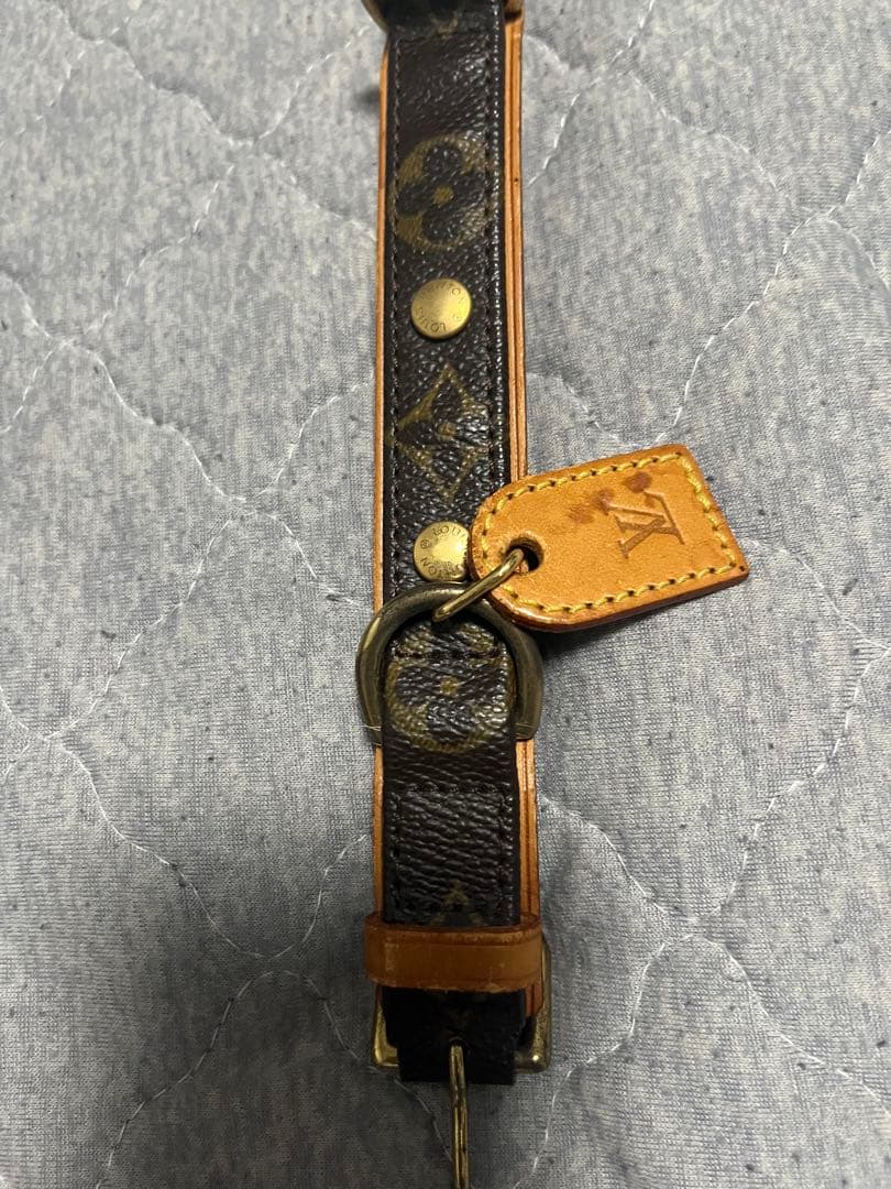ルイ・ヴィトン ペット用　首輪　LV