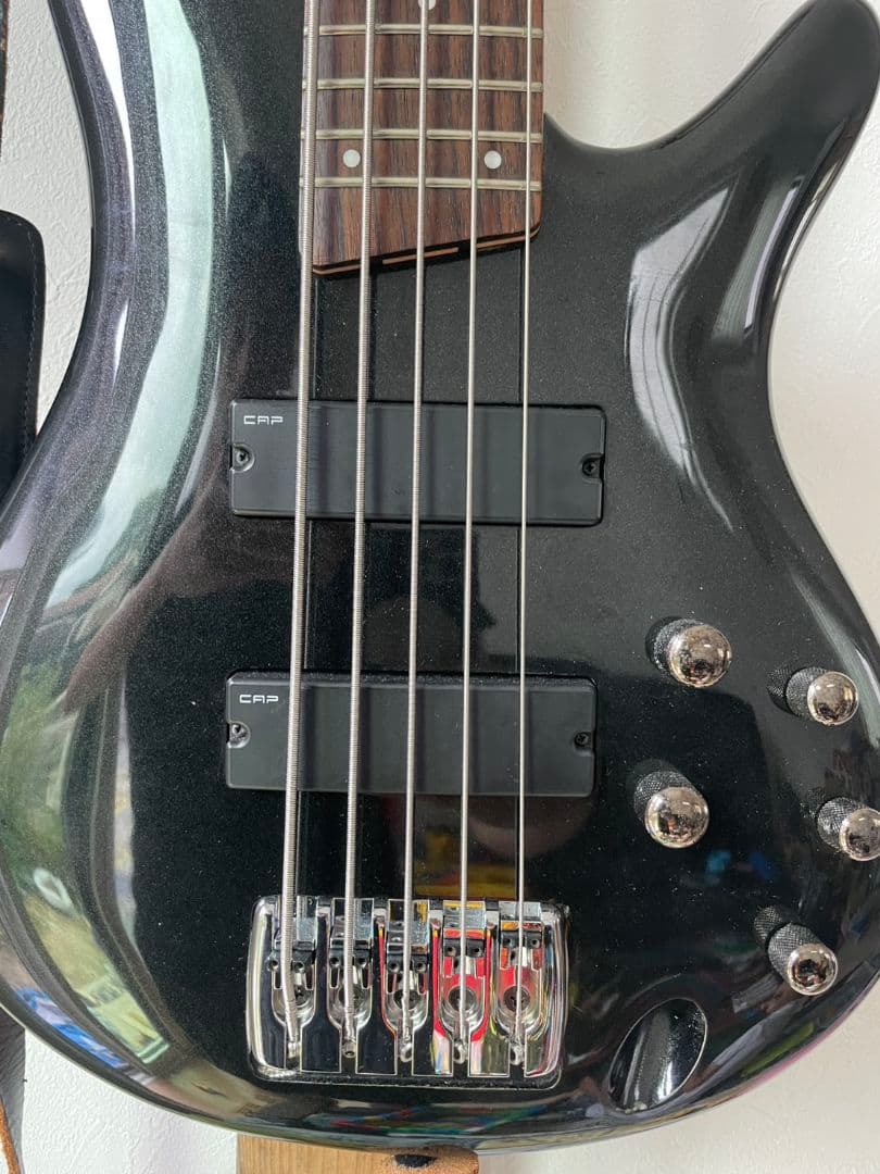 Ibanez　sr305 アクティブエレキベース
