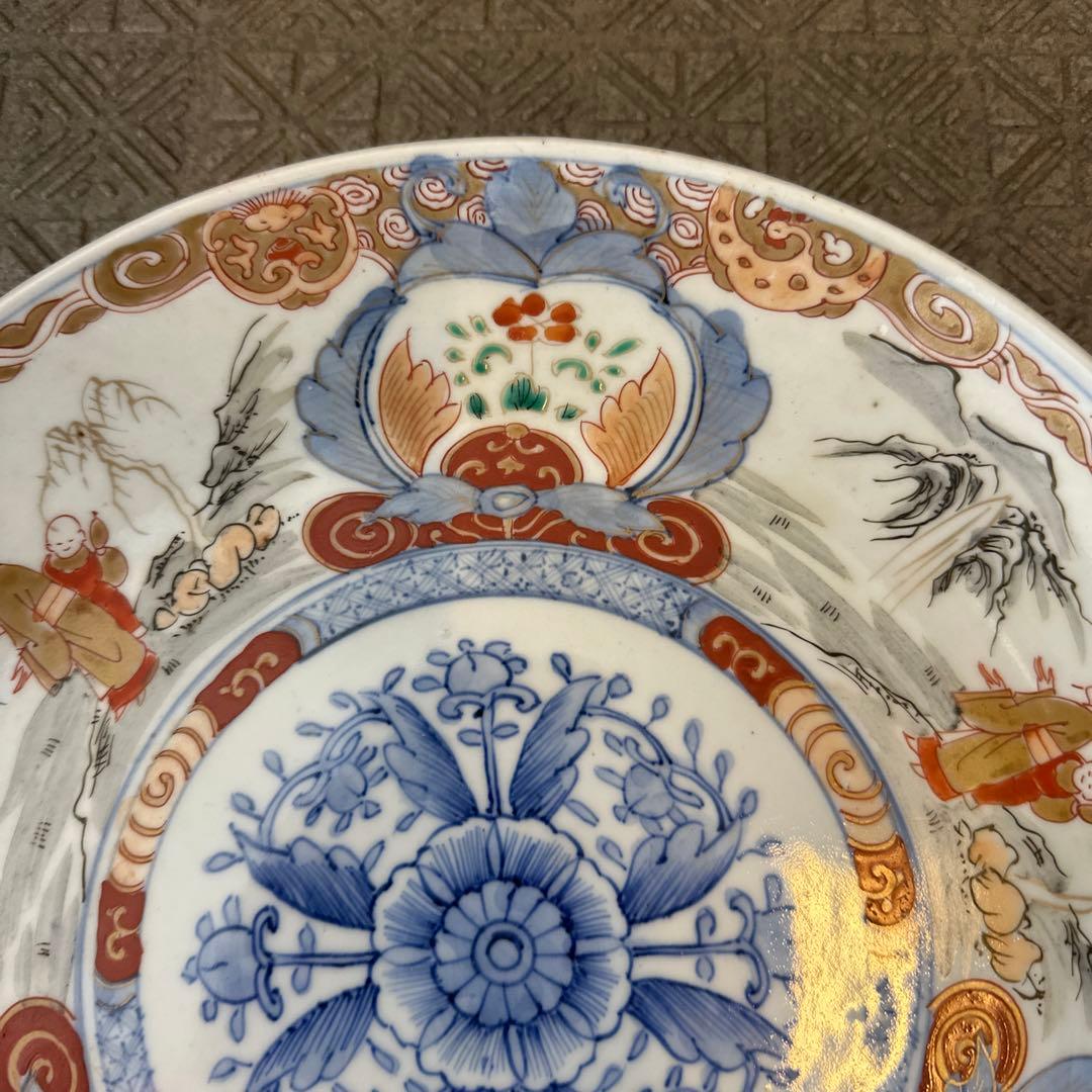 古伊万里、金彩染錦、双仙人、山河図。大皿。箱付き。