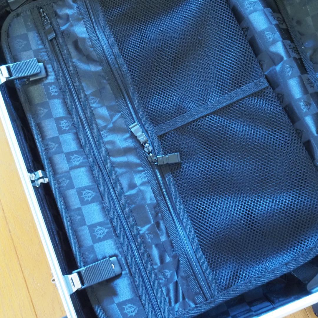 機動戦士ガンダム MS06S シャア専用ザクⅡ キャリーケース