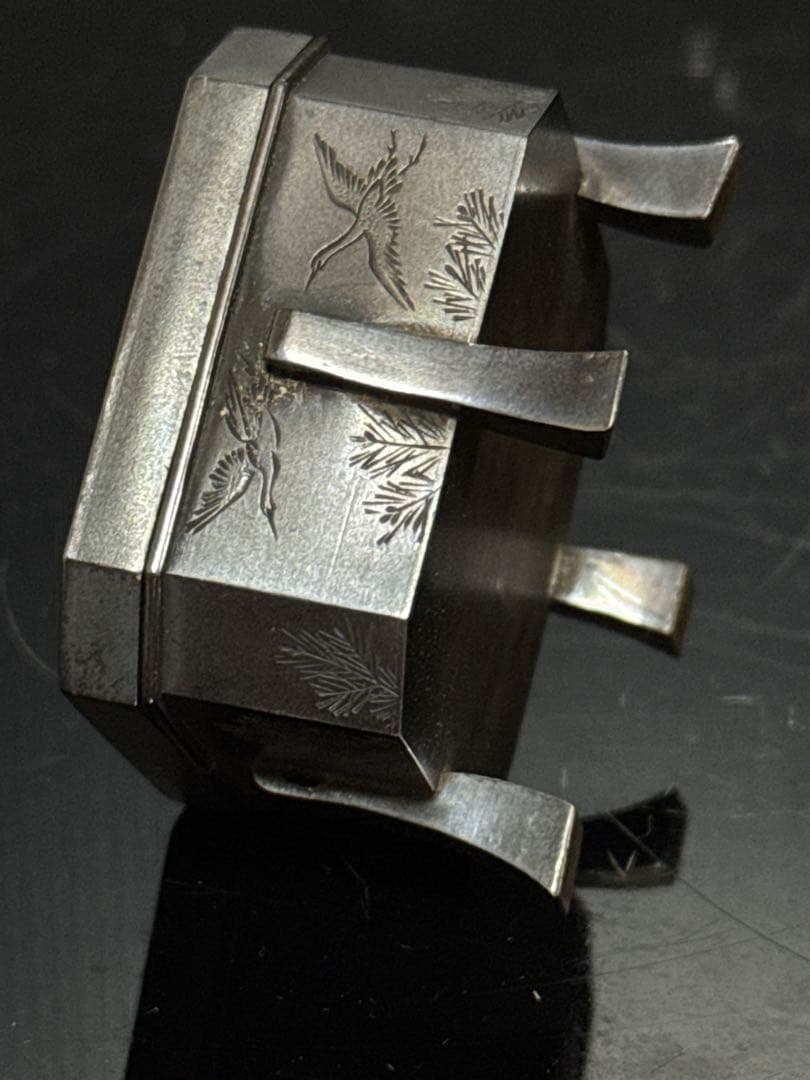 純銀 菊紋付 足付 ボンボニエール 箱 約87.5g