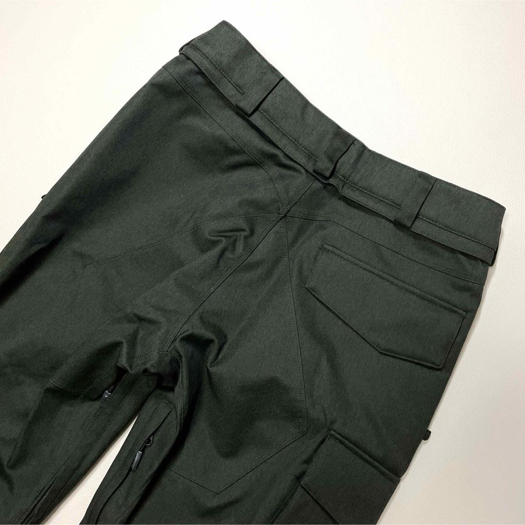 6704【美品】ボルコム　パンツ　無地　スノボウェア メンズ カーキ