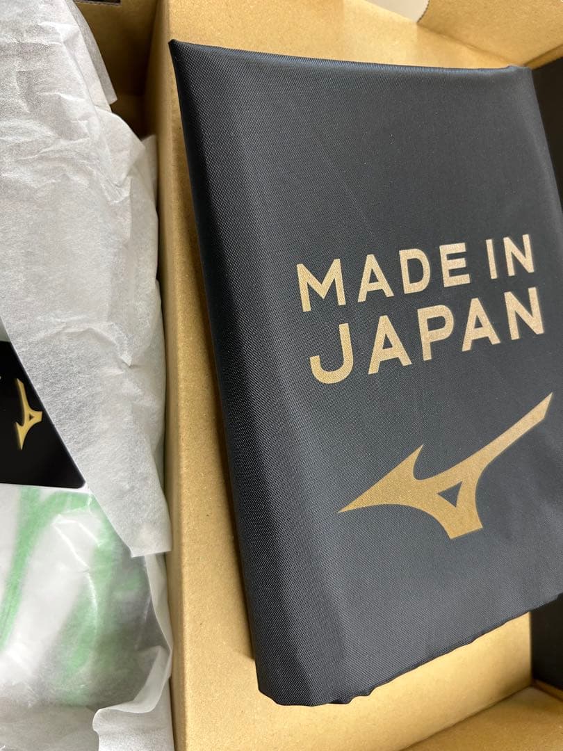 【新品未使用品】限定カラー　ミズノ　モレリア ネオ4 JAPAN 25cm
