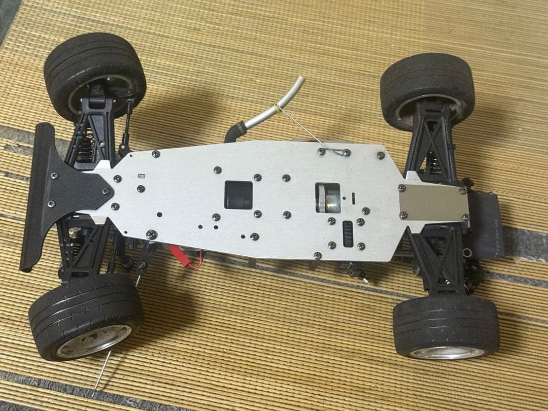 ラジコン　京商 1/10 スカイライン カルソニック　エンジンカー