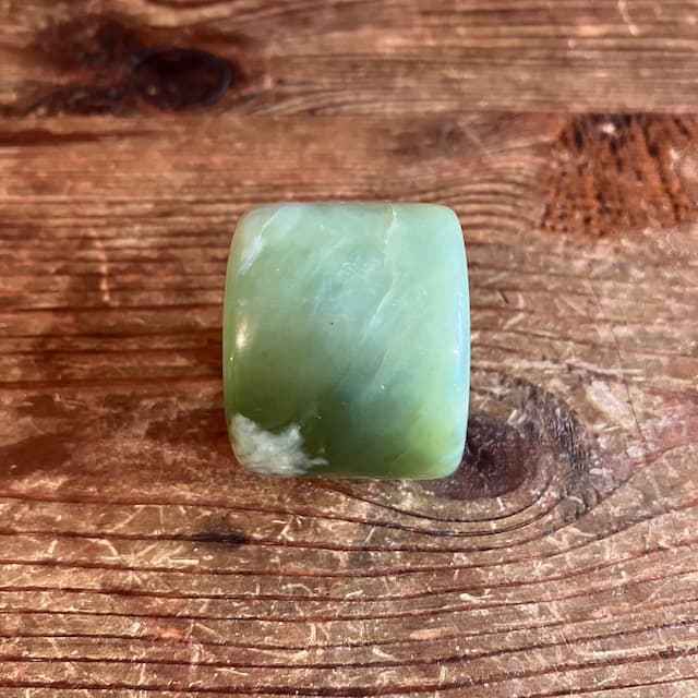 希少 骨董 中国 翡翠 円筒形 扳指 指輪 親指 天然石 アンティーク 和田玉