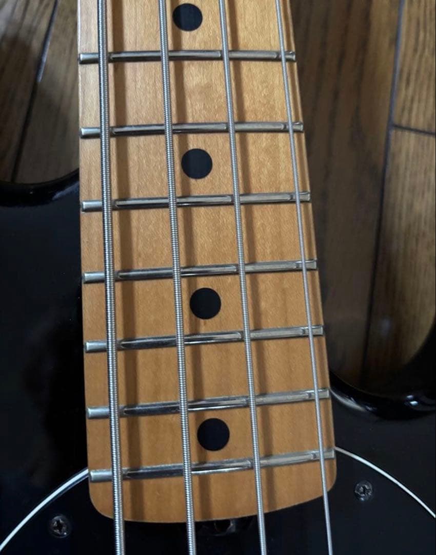 ベース MUSIC MAN STINGRAY EX