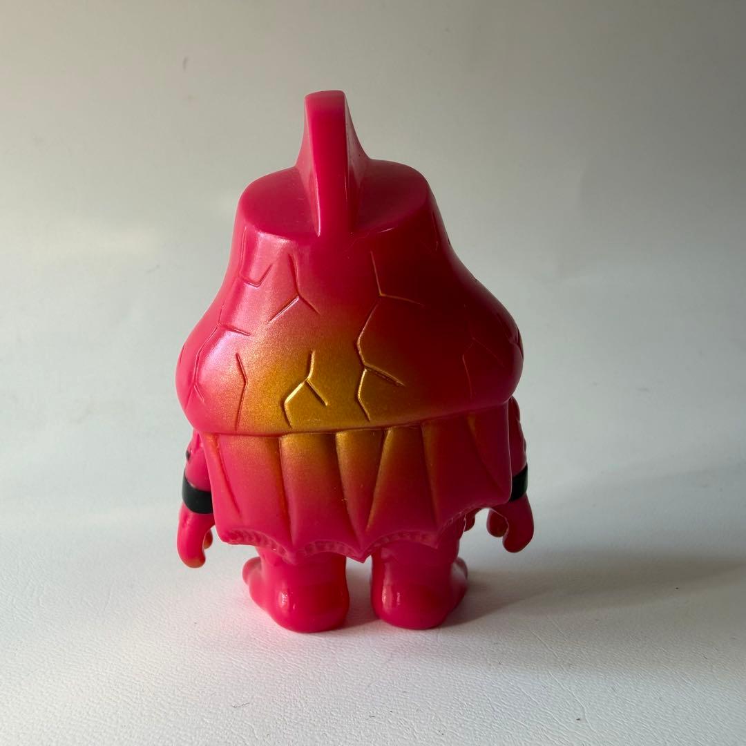 リアルヘッド　ミュータントビガロ　ミニ　ソフビ　フィギュア　ピンク