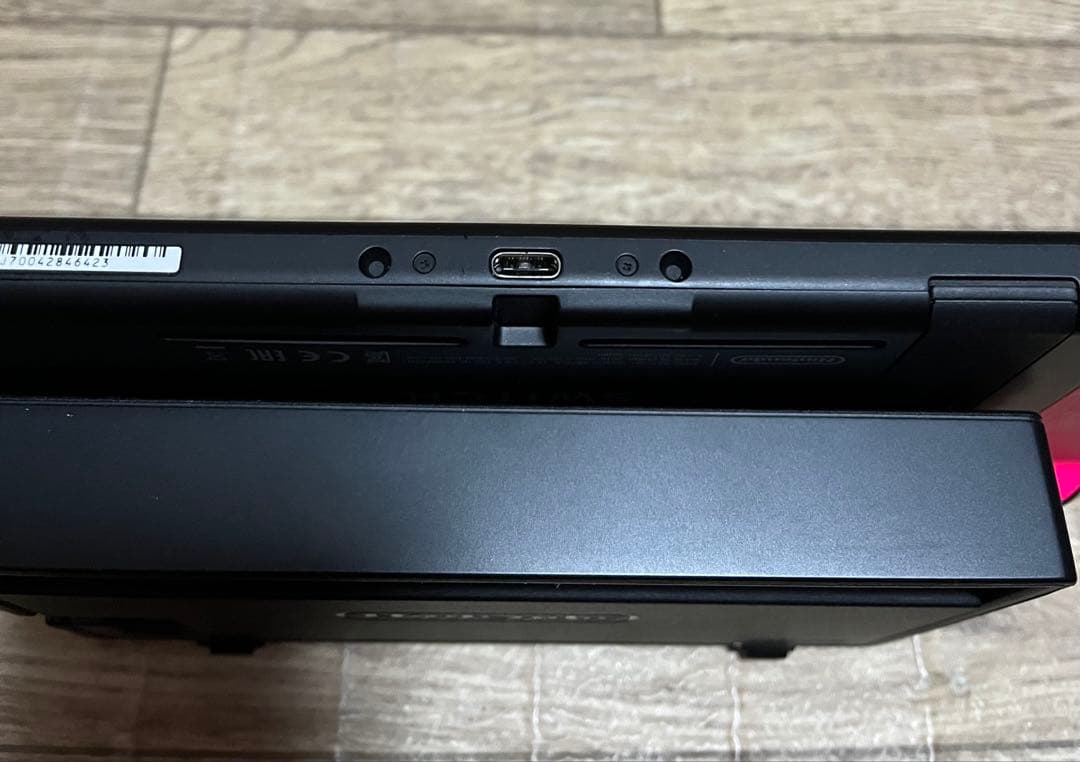 Nintendo Switch 本体 グリーンとピンク