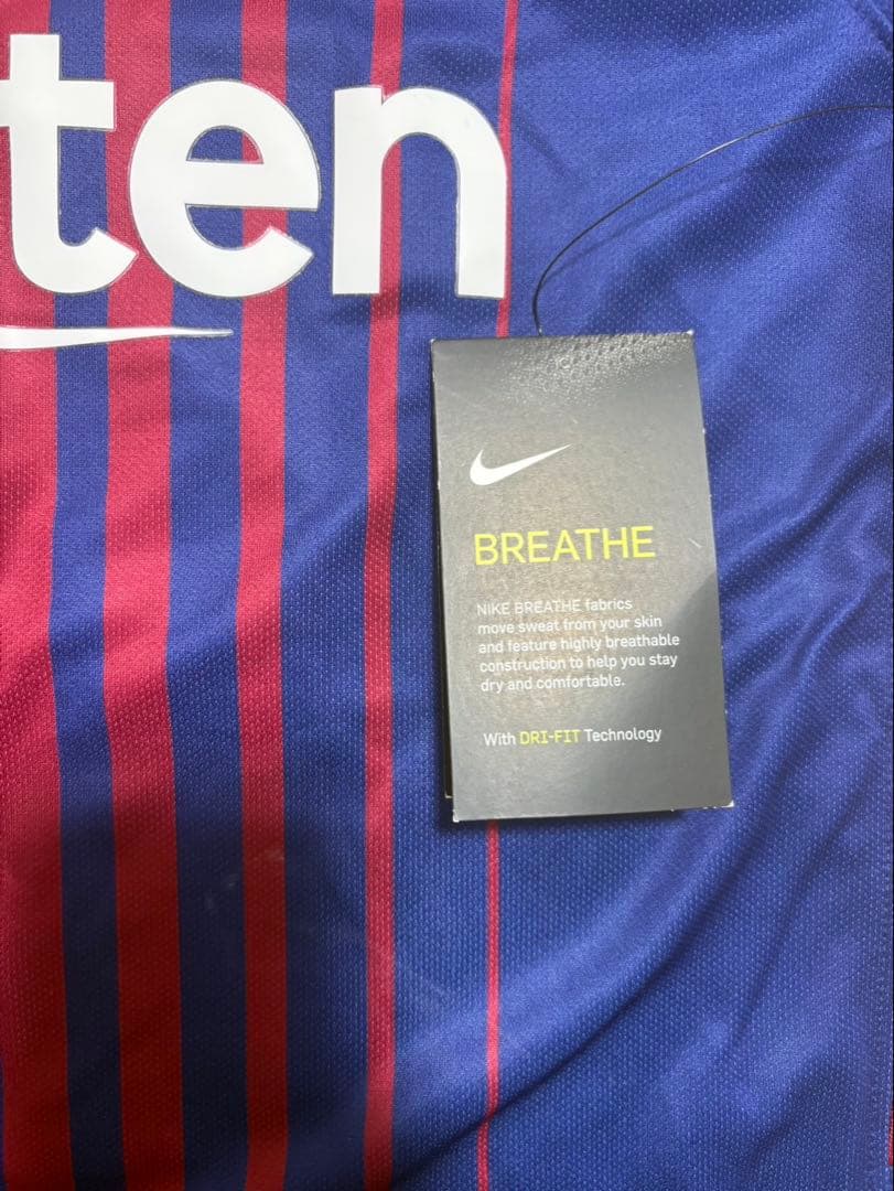 FCバルセロナ メッシ #10 NIKE Aeroswift Authentic