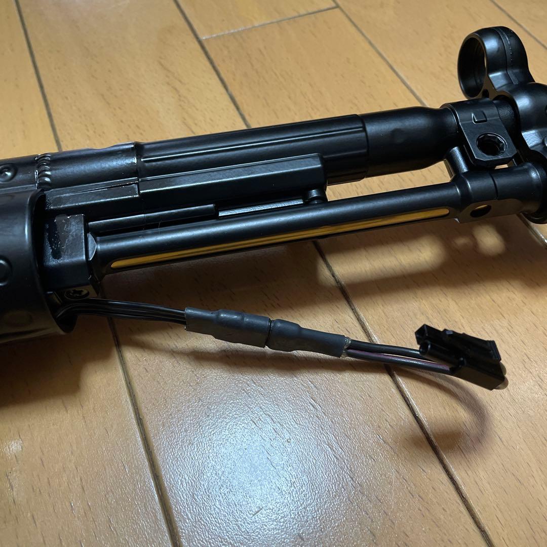 東京マルイ　次世代電動ガン　MP5A5 ニッケル水素バッテリー　充電器　BB弾