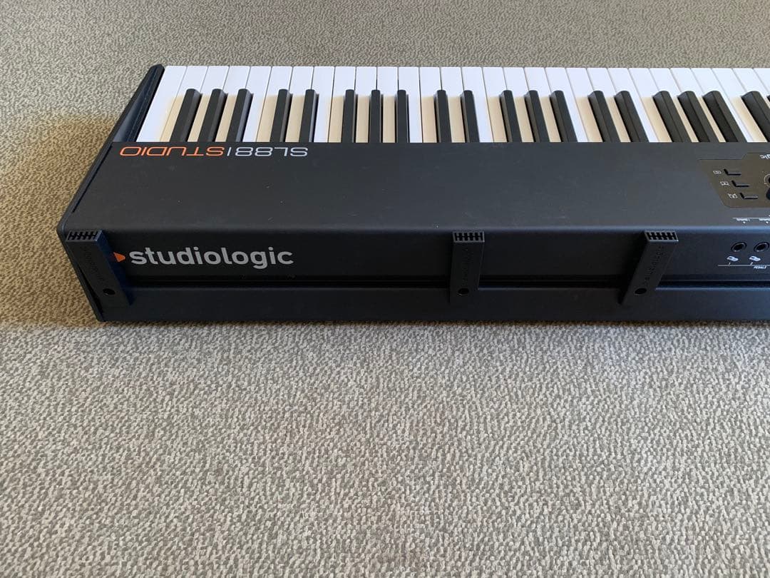 値下studiologic 88キー MIDIキーボード譜面台付