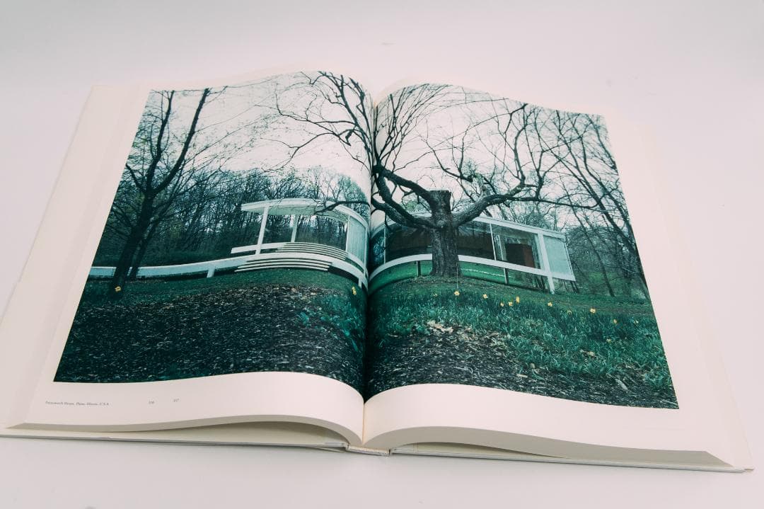 上田義彦　Mies van der Rohe