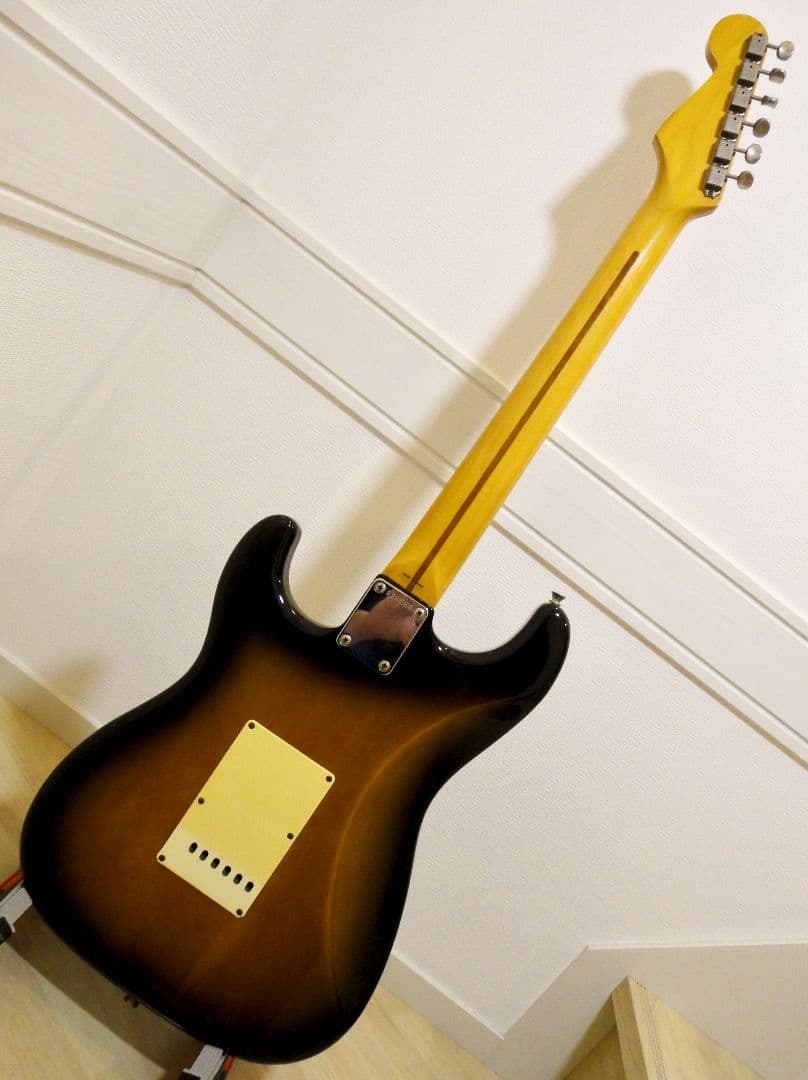 【メンテ済】Fender Japan ストラトキャスター Jシリアル st57