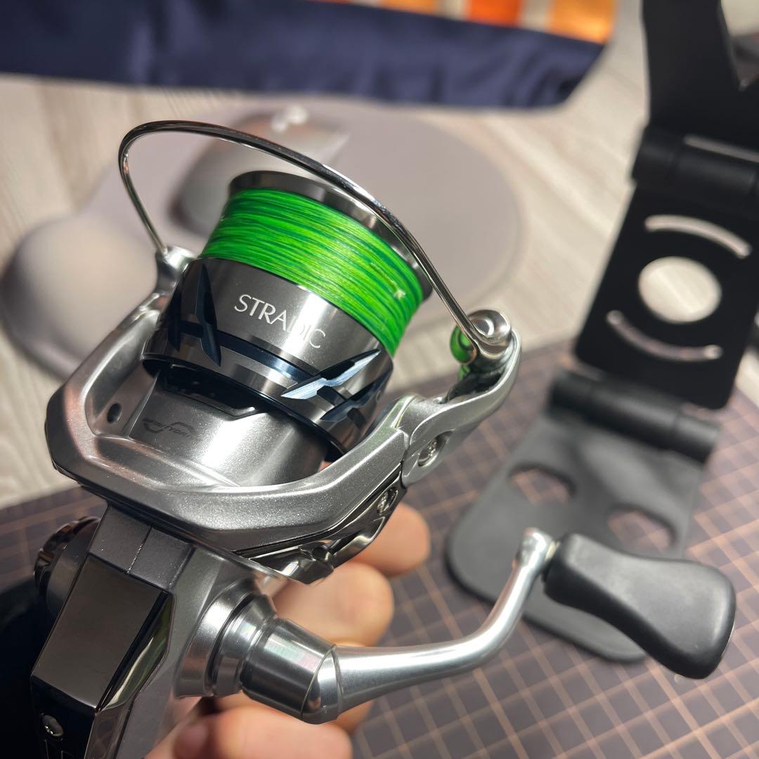スピニングリール 23ストラディックc2000shg