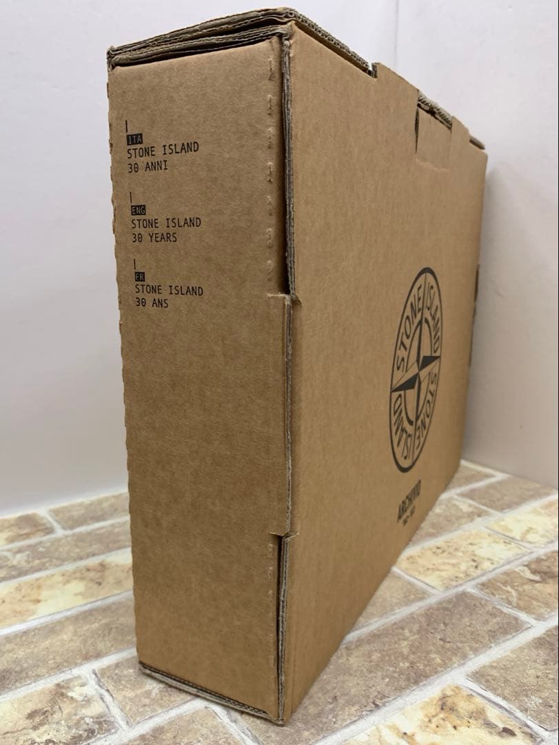 STONE  ARCHIVIO '982–'012 ハードカバー