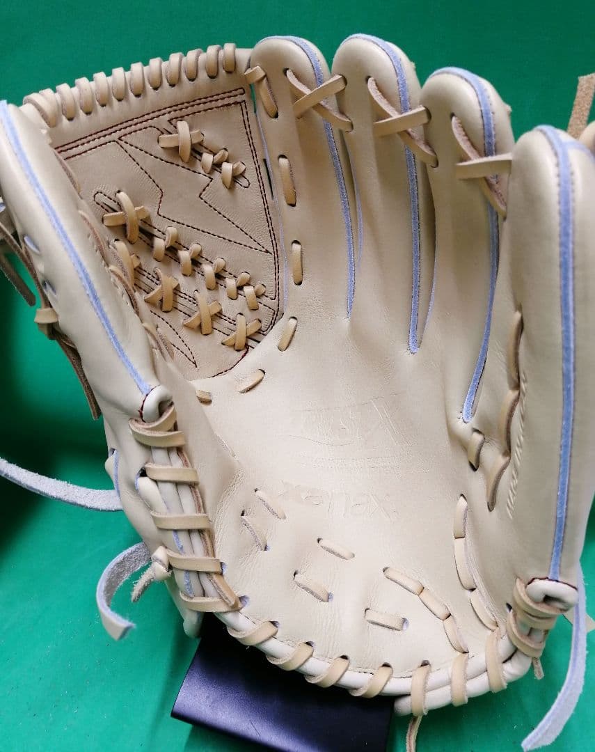496.TRUST X 硬式グラブ